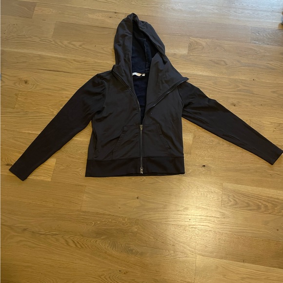 Athleta Tops - Black athleta zip up sweatshirt with navy super soft lining
